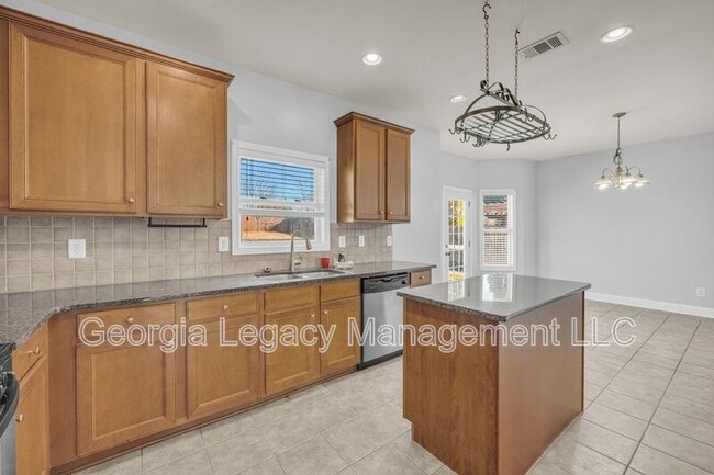 Building Photo - 816 Kaitlyn Dr