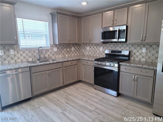Building Photo - 338 Brockbank Pl