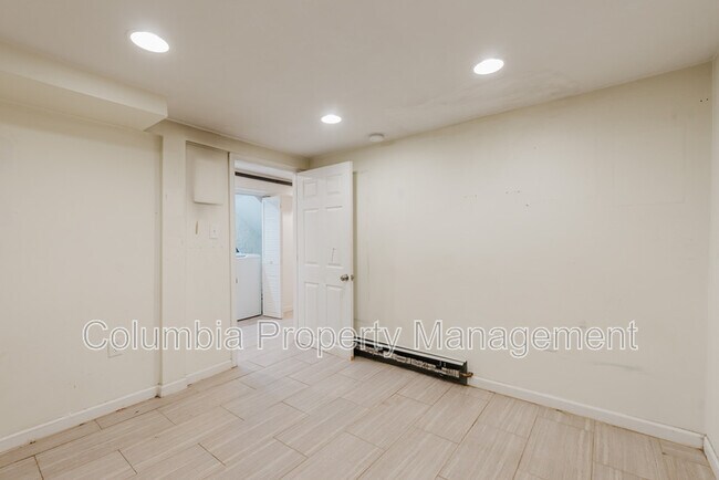 Building Photo - 3523 Warder St NW