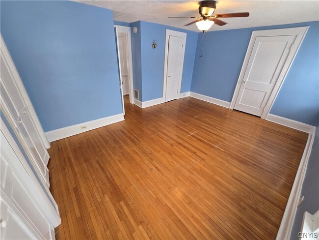 Building Photo - 232 Nichols Ave