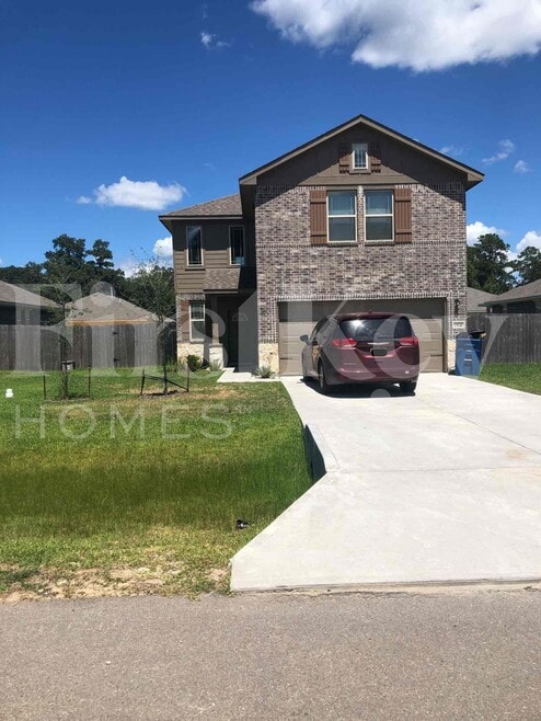 Building Photo - 15141 Meadow Glen S