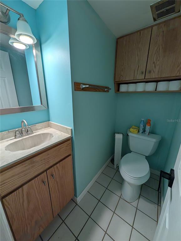 Building Photo - 1117 Lakemont Dr