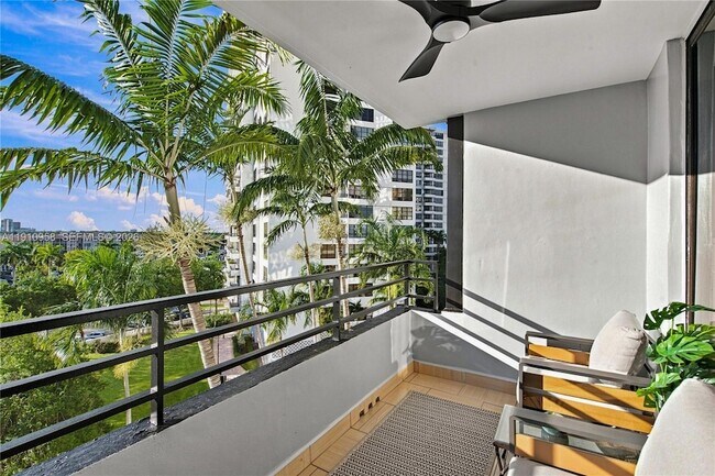 Building Photo - 500 Three Islands Boulevard