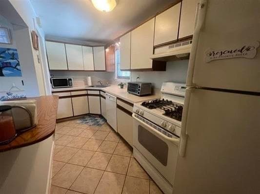 Building Photo - 42 7th Ave