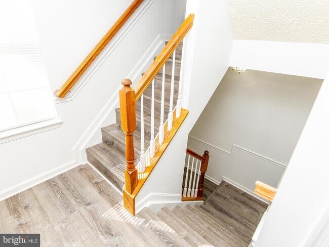 Building Photo - 40 Amberstone Ct