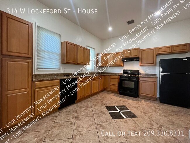Building Photo - 314 W Lockeford St