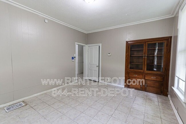 Building Photo - 755 Washington Ave