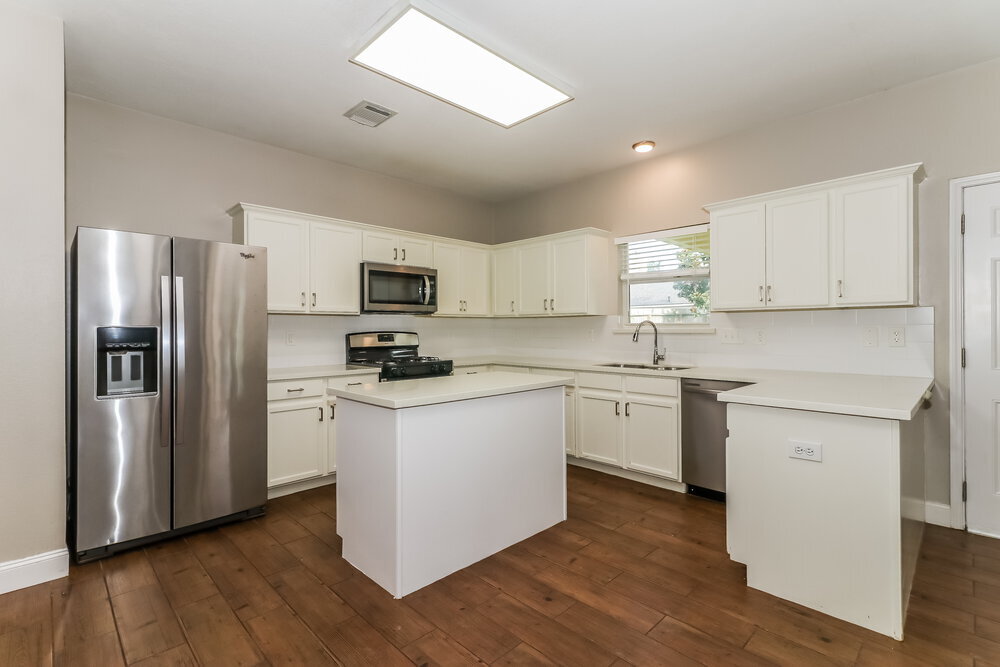 Building Photo - 2523 Flycatcher Cove Dr