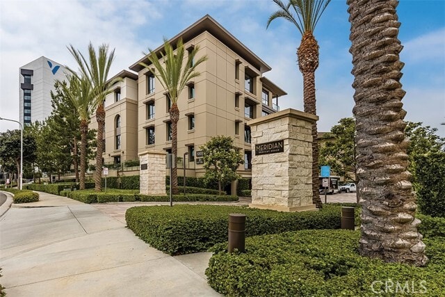 Building Photo - 1447 Santa Barbara Dr