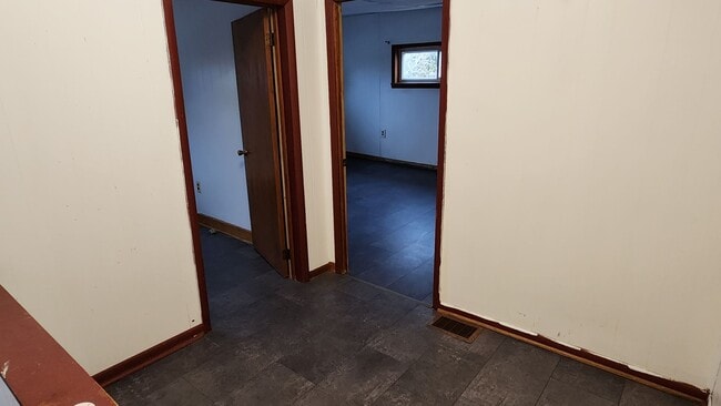 Building Photo - More Space Than Most Rentals — Three Bedroom Single-Family Home in Olean NY!