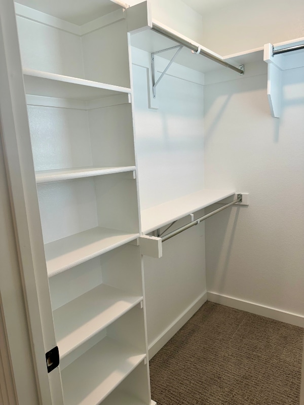 Building Photo - 2400 Elm Pl