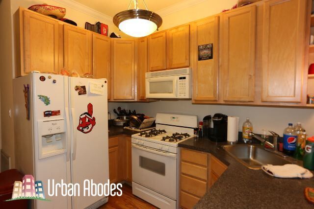 Building Photo - 1720 W Beach Ave