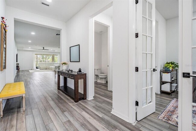 Building Photo - 9405 Ibis Grove Blvd