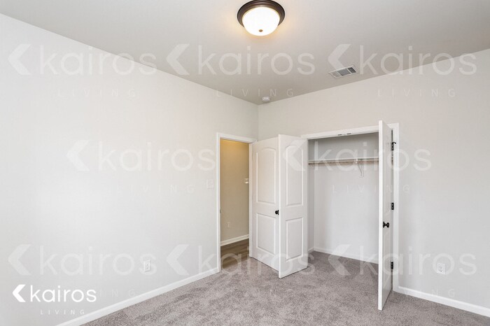 Building Photo - 23248 Cinder Dr