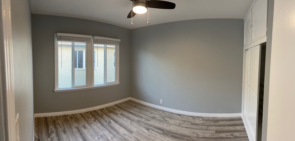 Building Photo - 5467 Kinston Ave