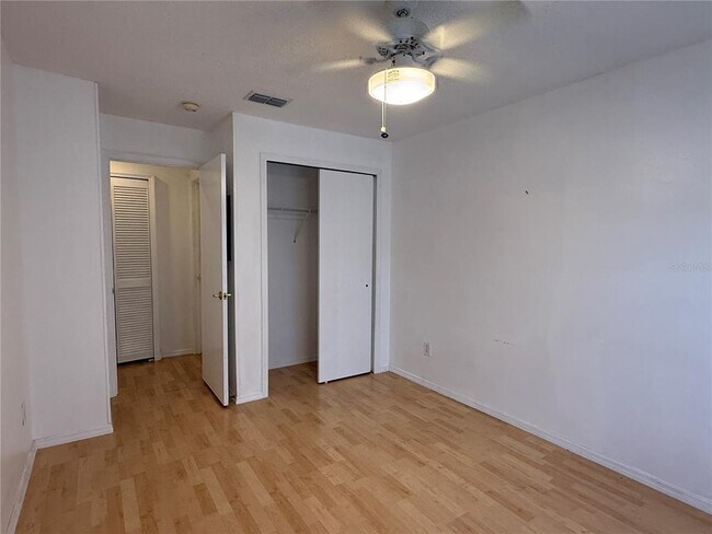 Building Photo - 13801 Timberland Dr