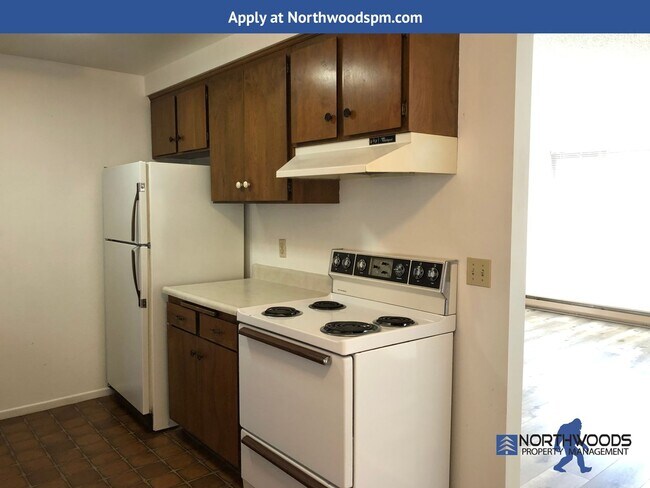 Building Photo - Cozy 1 bedroom 1 bath in Grants Pass