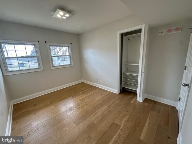 Building Photo - 120 Lebbie Ln