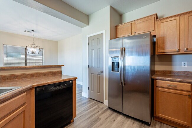 Building Photo - 7599 W Springfield Wy