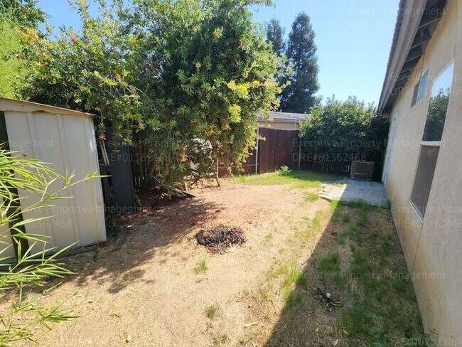 Building Photo - This house is in a great LOCATION (Callowa...