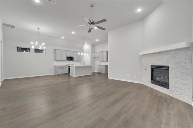 Building Photo - 2514 Vera Wy