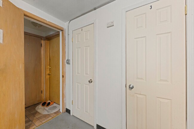 Building Photo - 8320 W Irving Park Rd