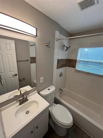 Building Photo - 332 Cresthill Dr
