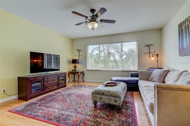 Building Photo - 1575 Pinellas Bayway S