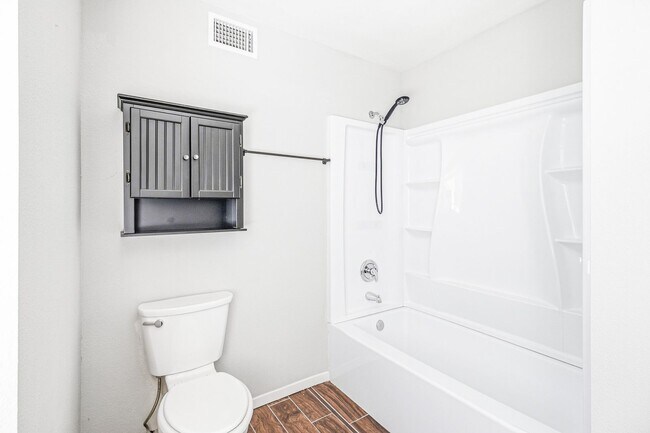 Building Photo - 3143 Sonata Dr