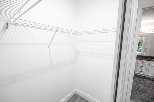 Building Photo - 12523 169th Ct N