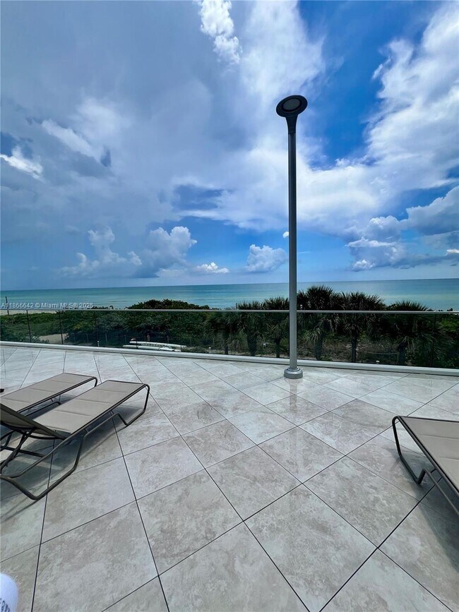 Building Photo - 7135 Collins Ave