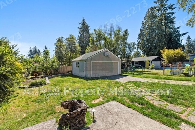 Building Photo - 15446 21st Ave SW
