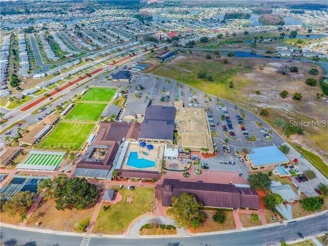 Building Photo - 1039 Emerald Dunes Dr