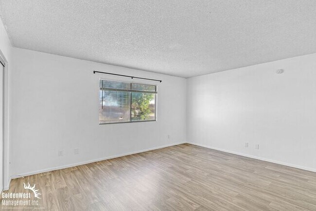 Building Photo - Charming 2Bdm 1Ba Home in Central Phoenix!