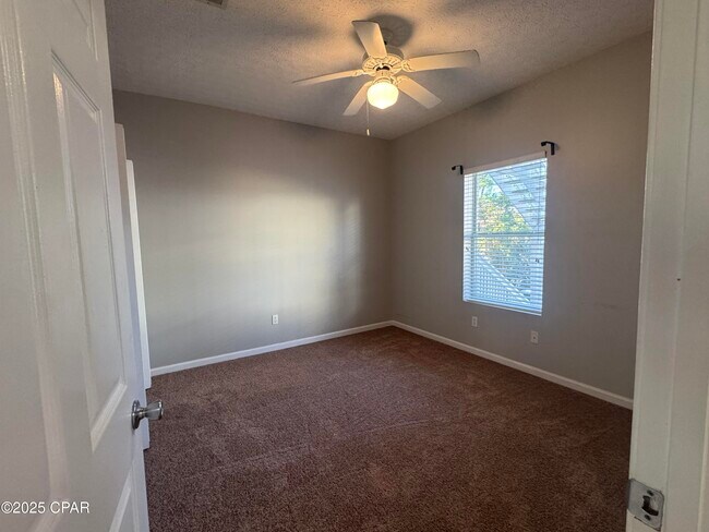 Building Photo - 34 Heron's Watch Way