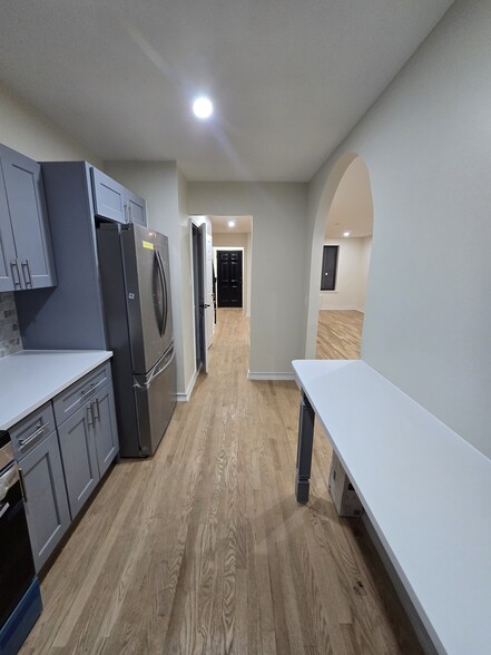 Building Photo - 5028 65th Pl