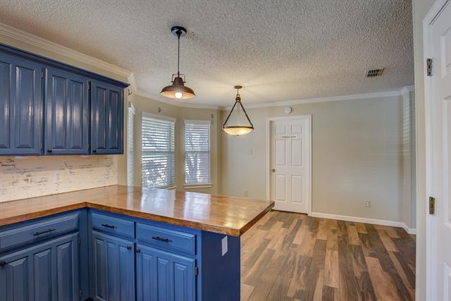 Building Photo - 5501 Gateway Ln