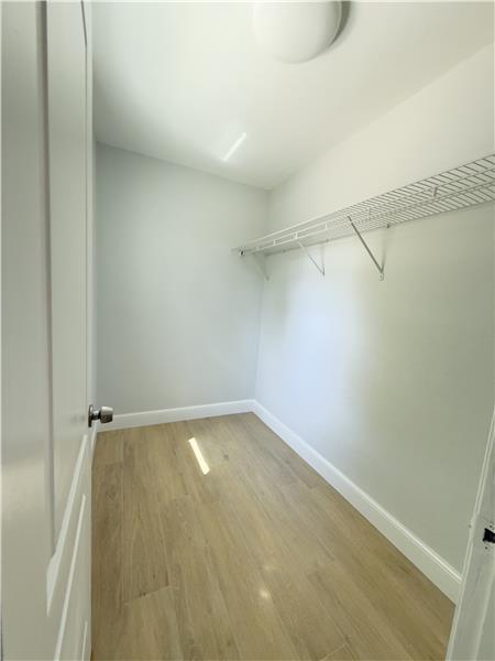 Building Photo - 25356 Pinson Dr
