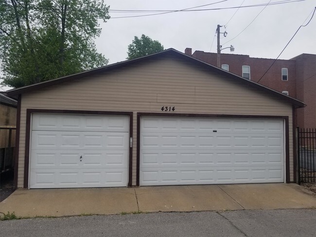 Building Photo - 4314 Lindell Blvd