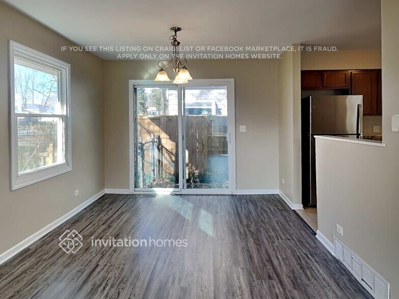 Building Photo - 26W064 Harrison St