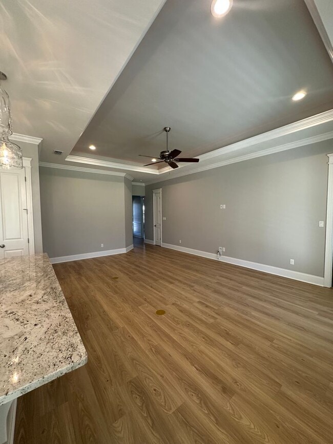 Building Photo - RENT IN FALLSCHASE HOA COMMUNITY, NEW CONS...