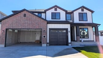 Building Photo - 217 W Hackberry Rd