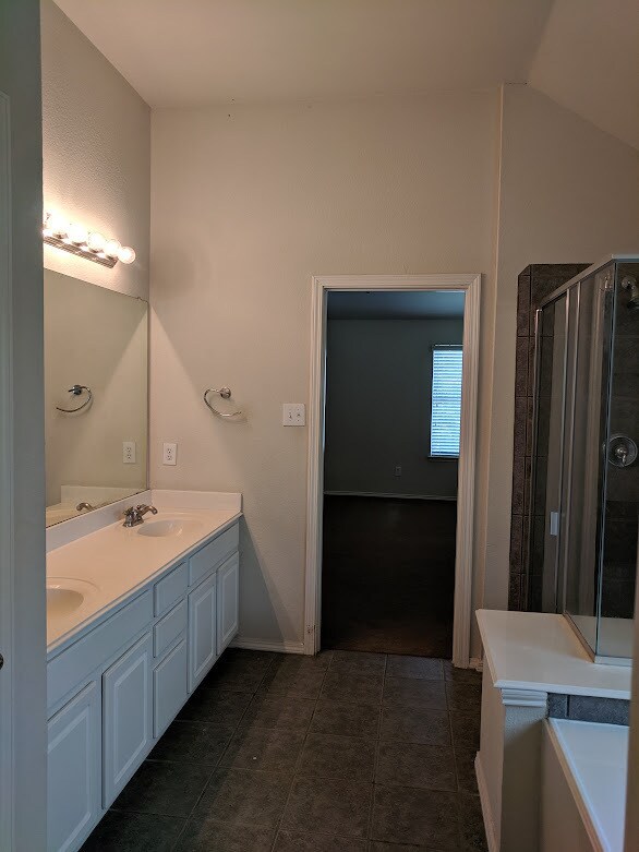 Building Photo - Charming 4 beds 3 baths in Frisco