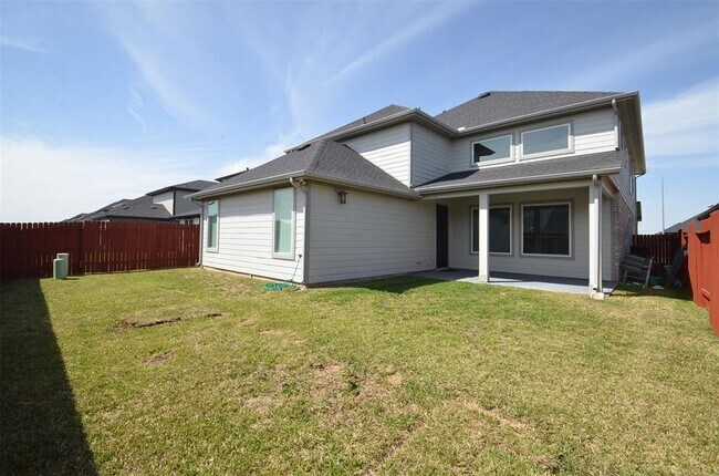 Building Photo - 28615 Halle Ray Dr