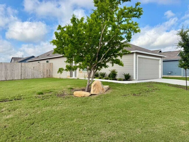 Building Photo - Modern New Construction Home in South San Antonio | 3 Bed, 2 Bath