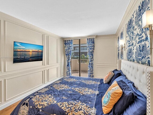 Building Photo - 101 Crandon Blvd