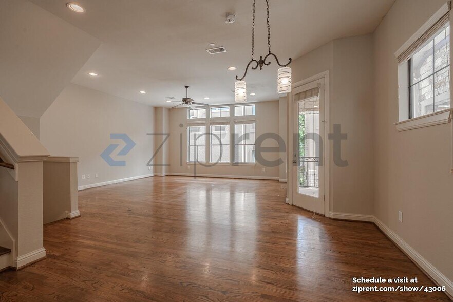 Building Photo - 5213 Eigel St