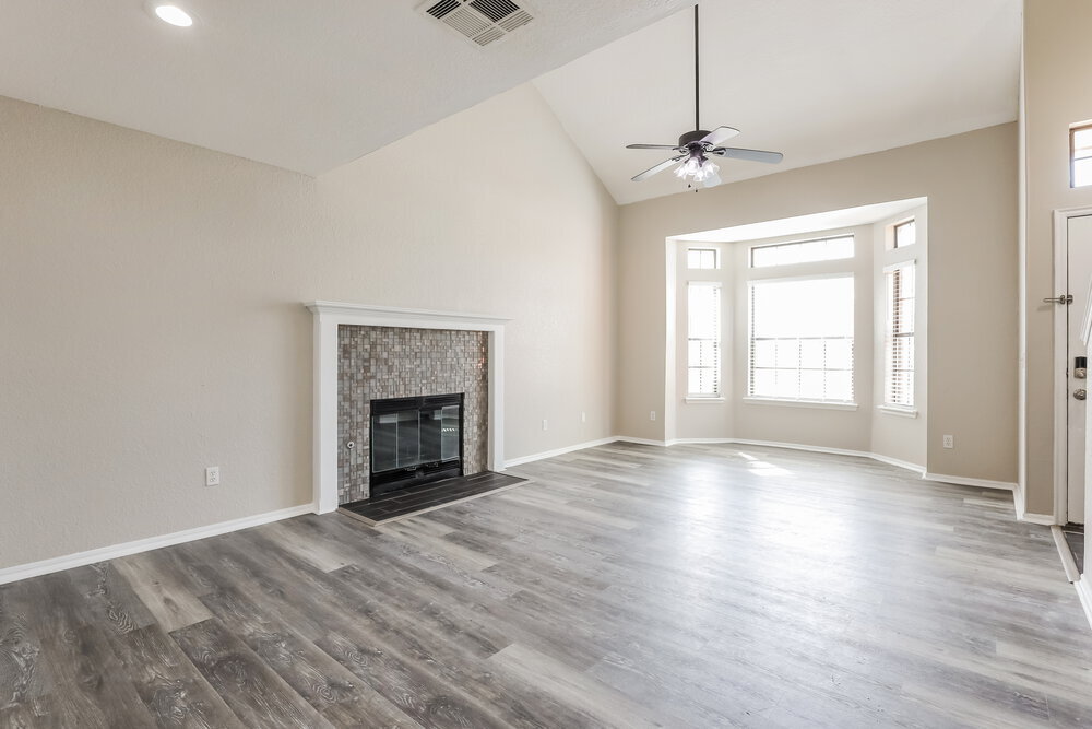 Building Photo - 2209 SW 135th Pl