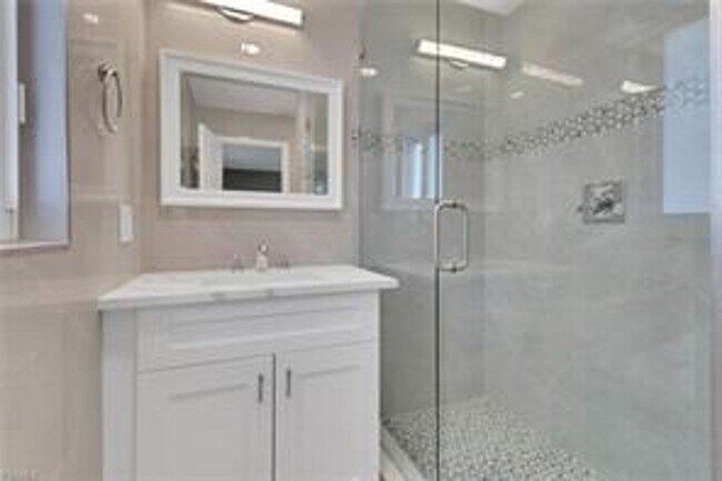 Building Photo - Elegant 3-Bedroom Pool Home in the Prestig...