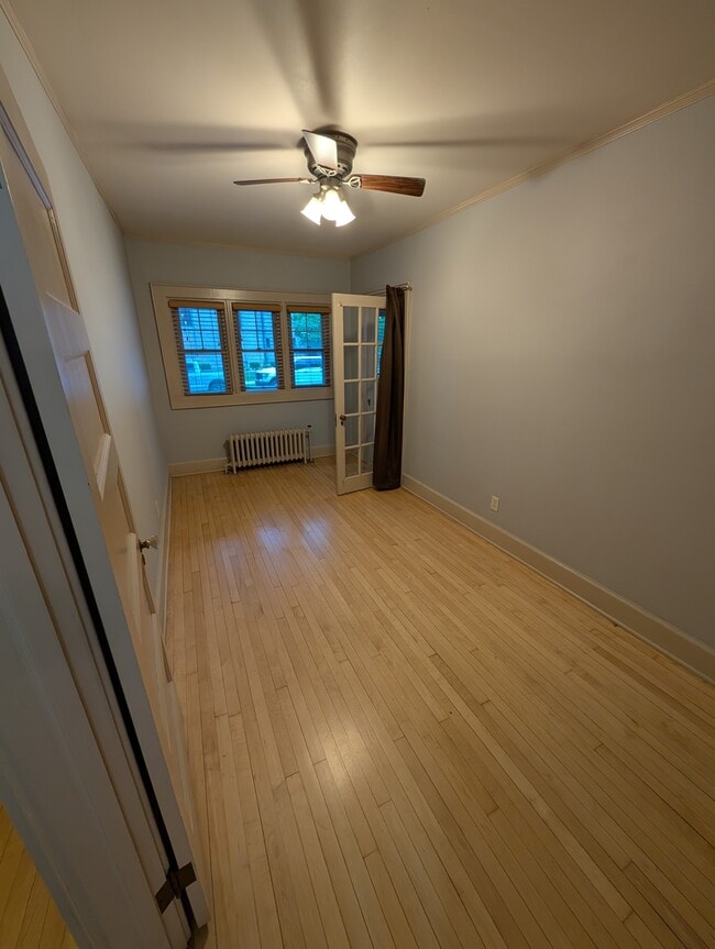 Building Photo - 2700 N Prospect Ave